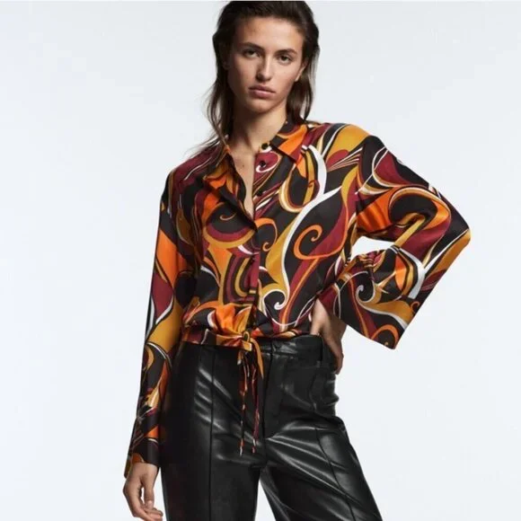 NEW Zara 70's Retro Crop Blouse Abstract Chic Bell Sleeves  Sz Small - Picture 3 of 7